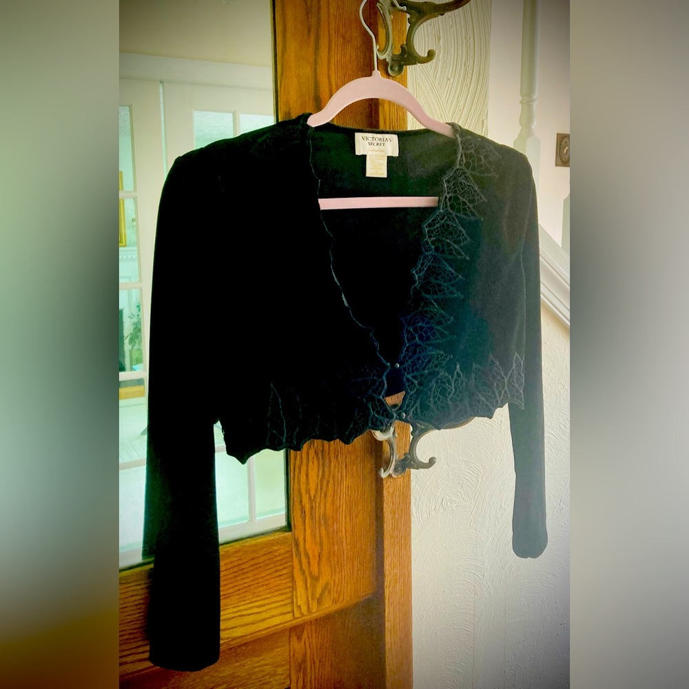 Vintage Victoria’s Secret Black Velour Bolero Jacket (Size M)